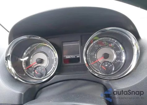 2016 Chrysler Town & Country Limited Platinum из США, поврежденный, VIN 2C4RC1GG2GR174563